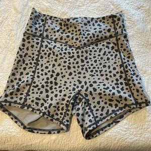 Balance athletica shorts, size Medium